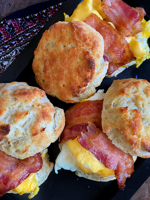 bacon egg and cheese biscuits