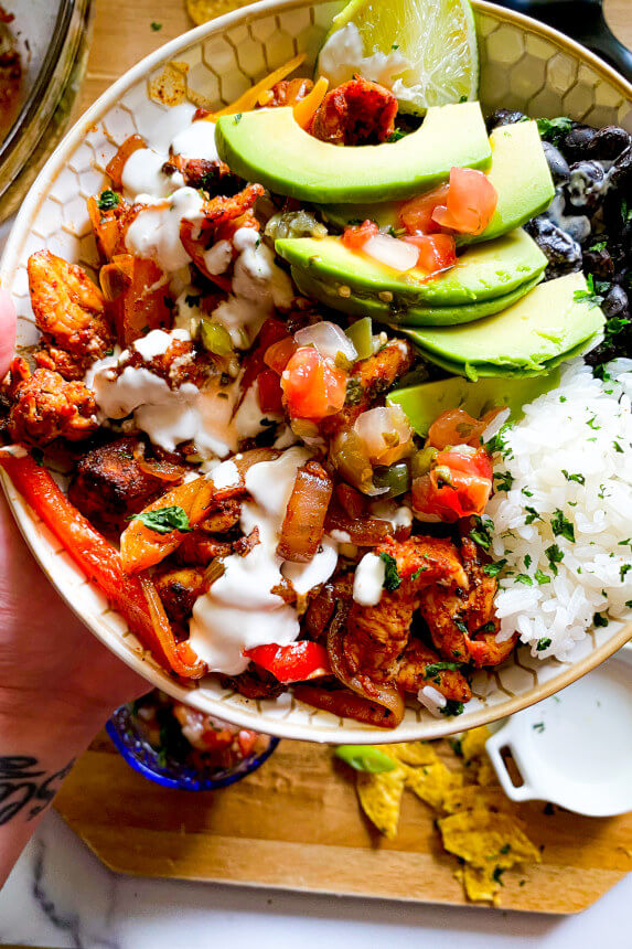 Mini Fajita Bowls and Easy Guacamole - Life Sew Savory